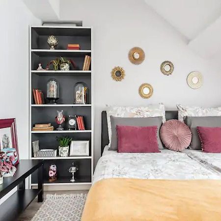 Blissful Loft Tivoli Lägenhet Ljubljana Exteriör bild